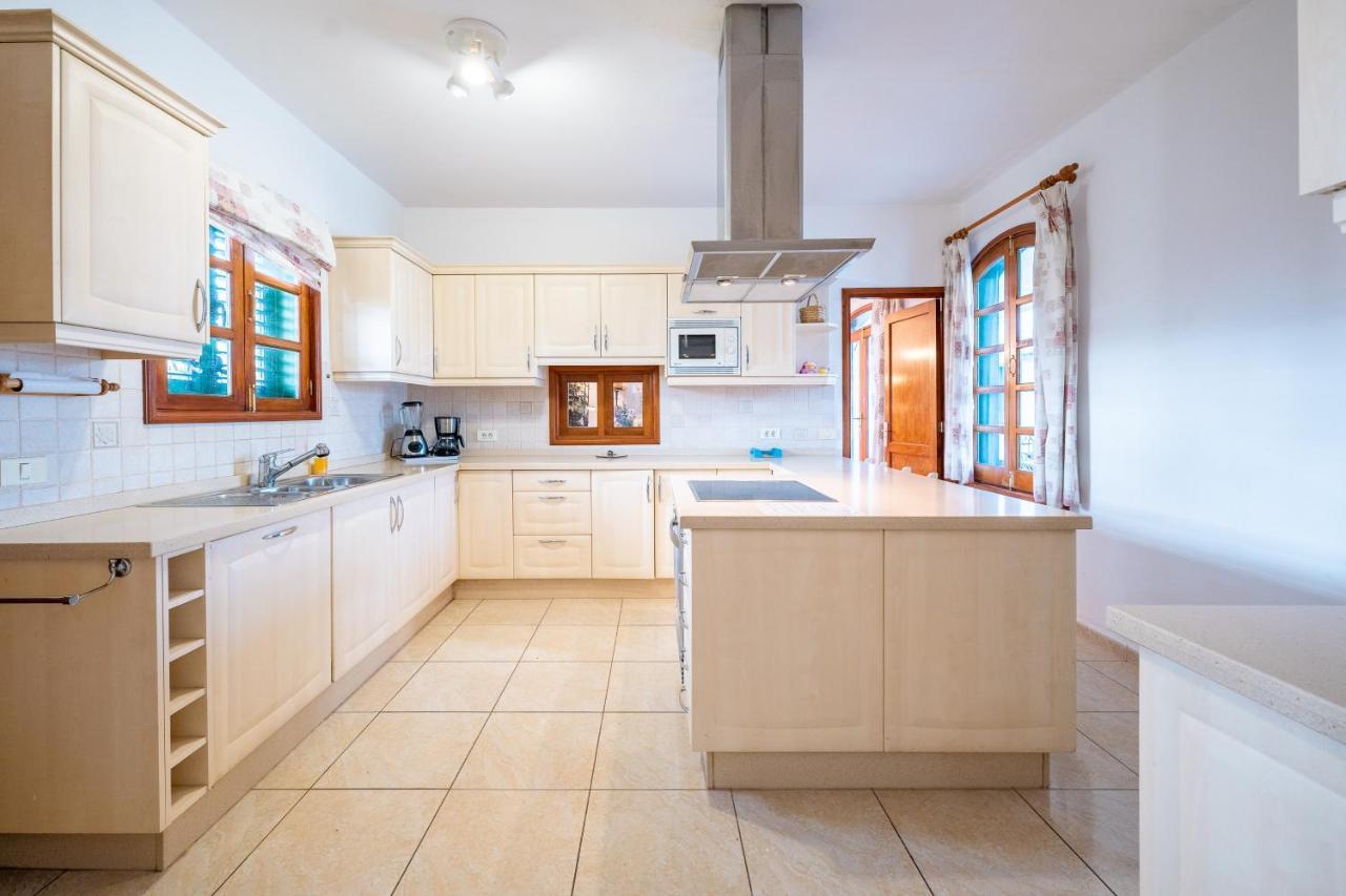 Villa Milan Puerto del Carmen  Extérieur photo